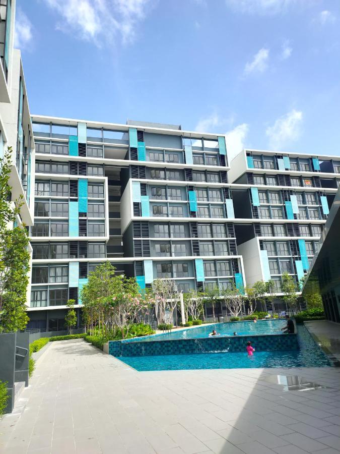 Homestay Klia Core Soho Suites Sepang Buitenkant foto